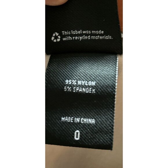 TORRID Happy Camper Stretch Woven Light Weight Active Vest Beige Size Large/12 - Picture 11 of 13